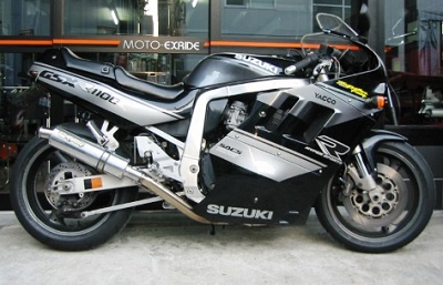 SUZUKI GSX-R1100 ワンオフスリップオンマフラー