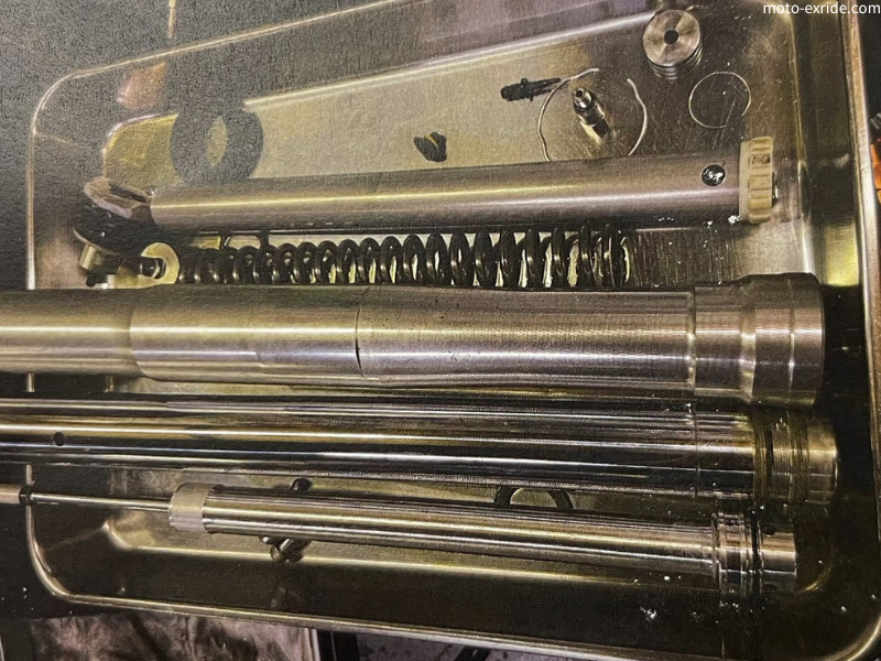 KAWASAKI Ninja ZX-10R SE(ニンジャ ZX-10R SE)SHOWA電子制御サスペンションフルオーバーホール2