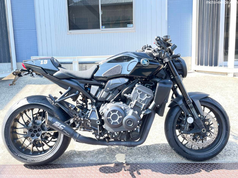 HONDA CB1000R リアサスペンション、シート他 カスタム